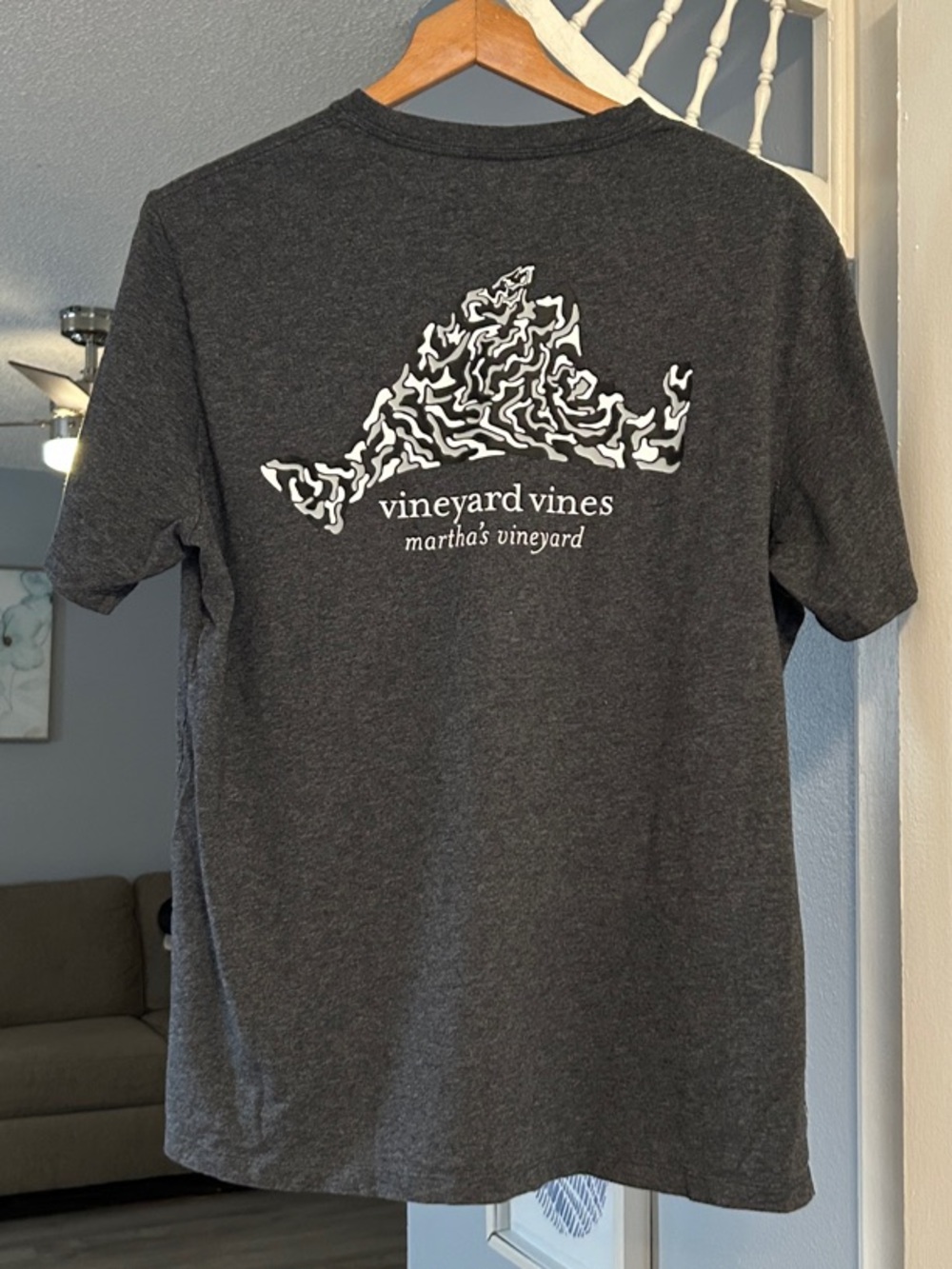Vineyard Vines Mens Charcoal Short Sleeve Tee with White Whale Logo Size M